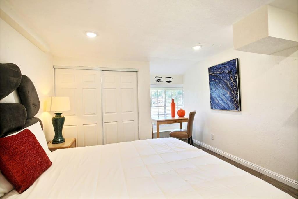 5 Rooms Villa Near Disneyland, Golf Course And Trial To Beach Santa Ana Exteriör bild