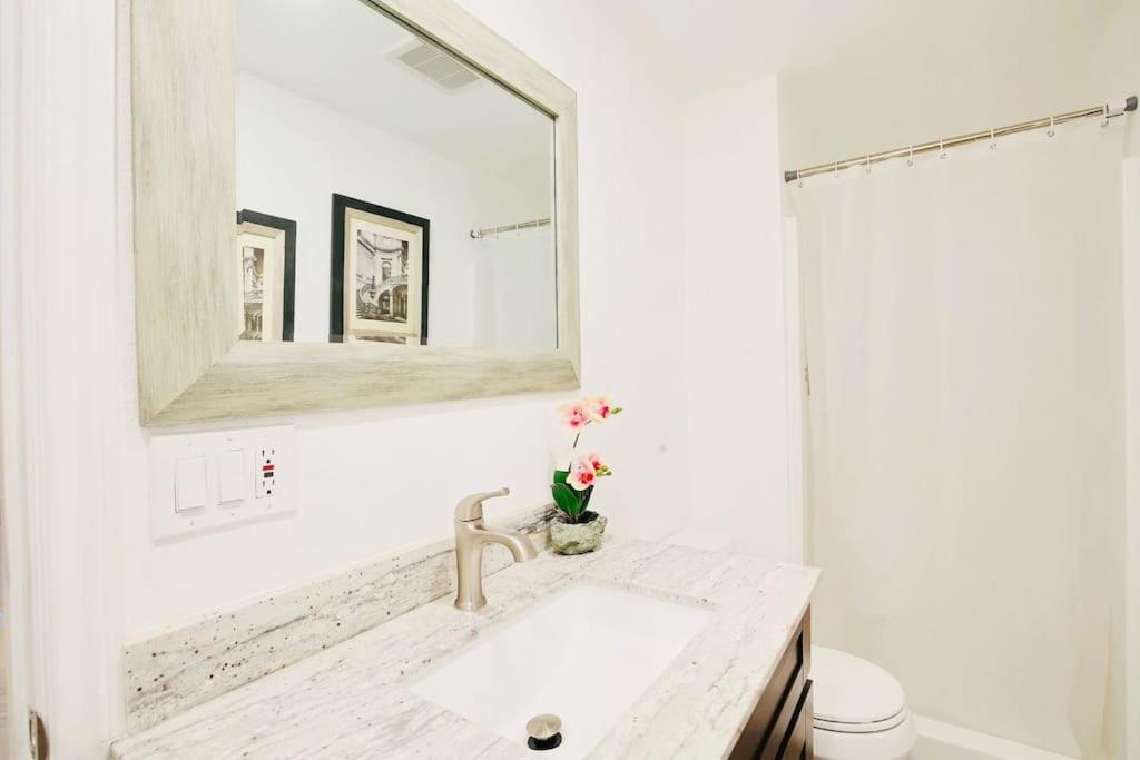 5 Rooms Villa Near Disneyland, Golf Course And Trial To Beach Santa Ana Exteriör bild