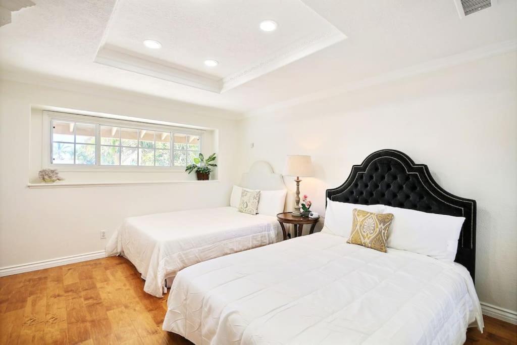 5 Rooms Villa Near Disneyland, Golf Course And Trial To Beach Santa Ana Exteriör bild